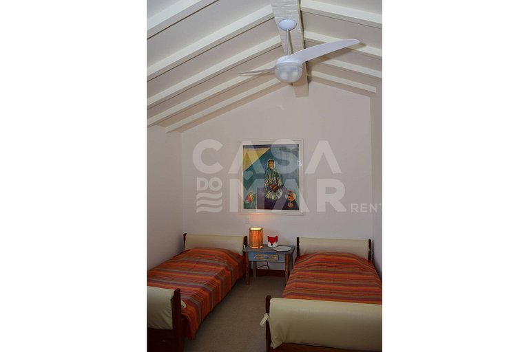 casa com cinco suítes, vista para praia, Manguinhos búzios