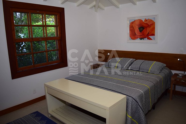 casa com cinco suítes, vista para praia, Manguinhos búzios