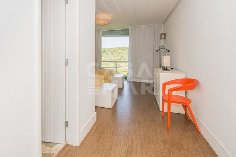Beautiful Villa with six suites, and paradisiacal view of Fe