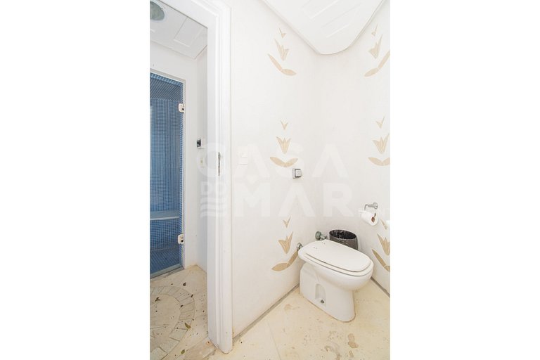 Beautiful Villa with six suites, and paradisiacal view of Fe