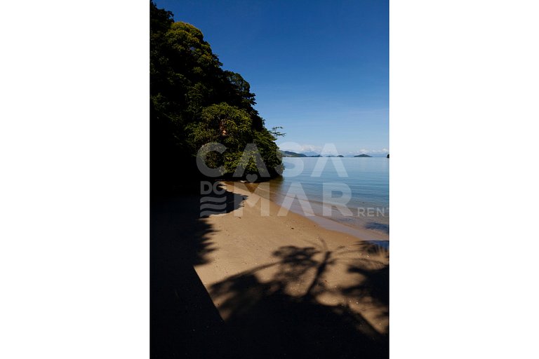 Ilha privativa em Angra dos Reis, cinco suítes