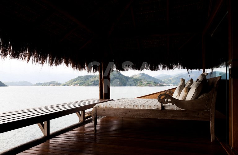 Ilha privativa em Angra dos Reis, cinco suítes