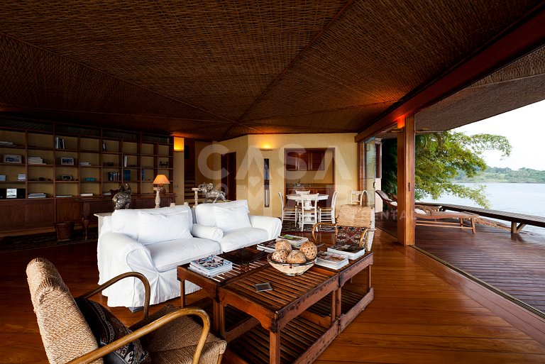 Villa with five suites on a private island - Princess Island