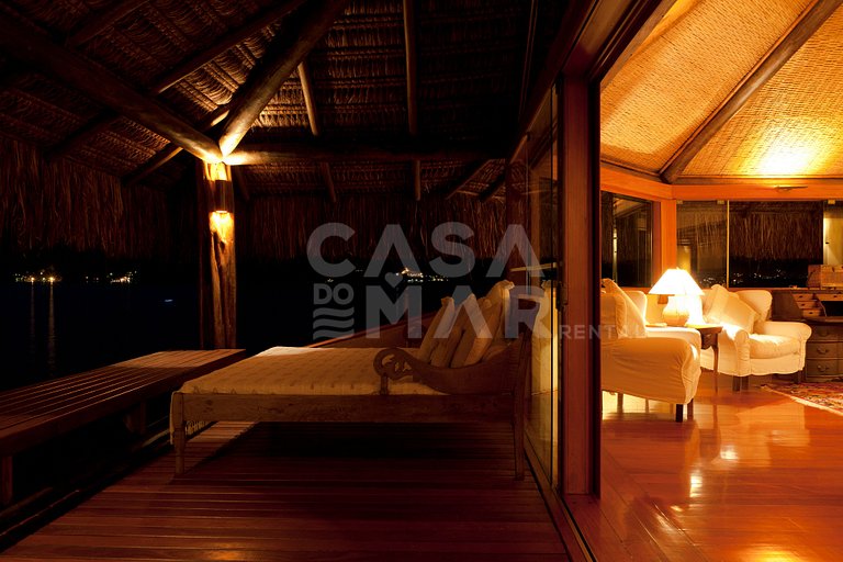 Villa with five suites on a private island - Princess Island