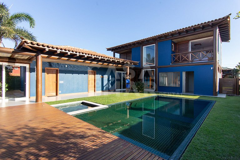Casa frente mar com 6 suítes