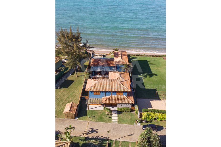 Casa frente mar com 6 suítes