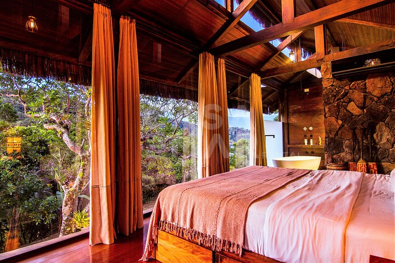 Beautiful private island with five spacious suites