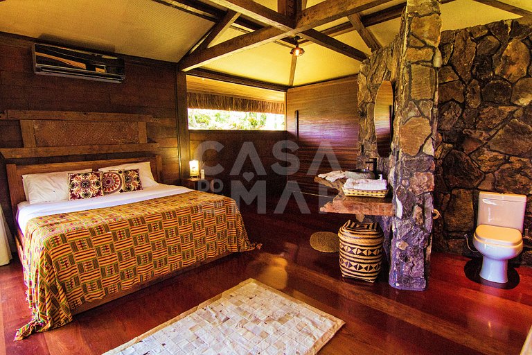 Beautiful private island with five spacious suites