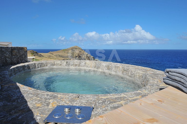Espetacular Mansão com Seis Suítes com Vista Panorâmica em S