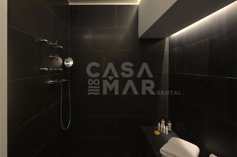 Espetacular Mansão com Seis Suítes com Vista Panorâmica em S