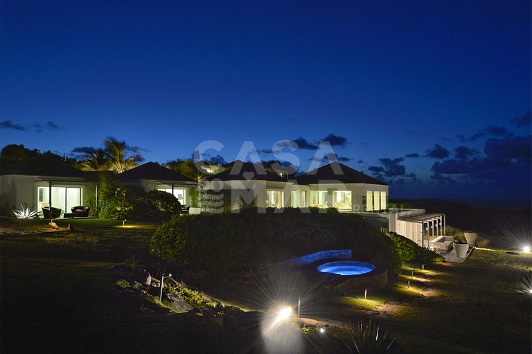 Espetacular Mansão com Seis Suítes com Vista Panorâmica em S
