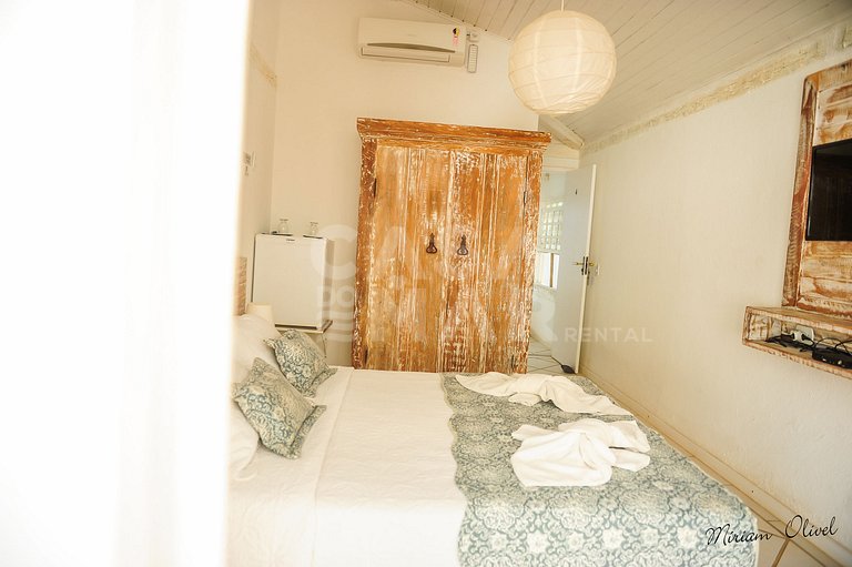 Beautiful house with five suites, just steps from Praia Rasa