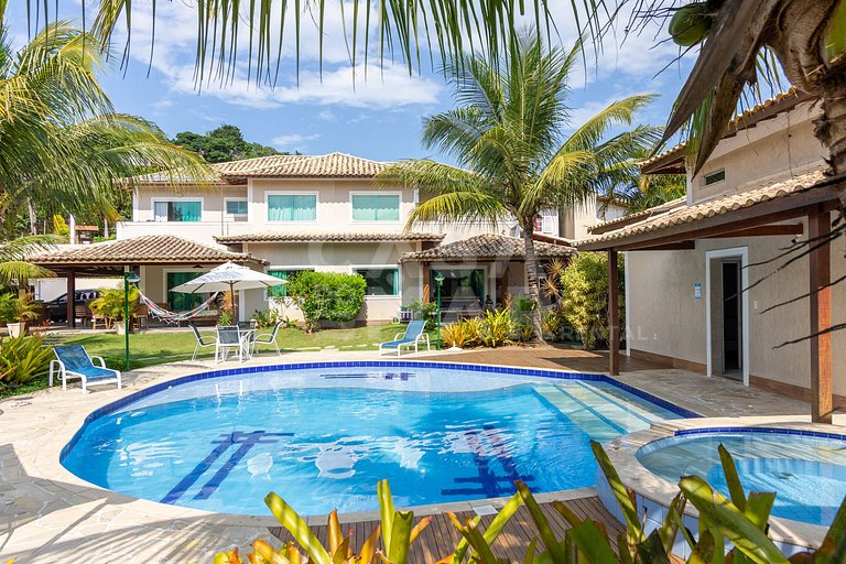 Casa em Geribá, Ferradurinha, quatro suítes, ar condicionado