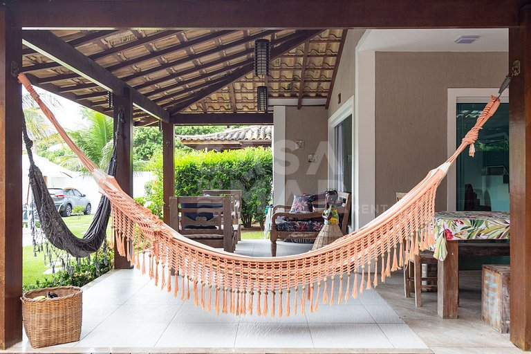 Casa em Geribá, Ferradurinha, quatro suítes, ar condicionado