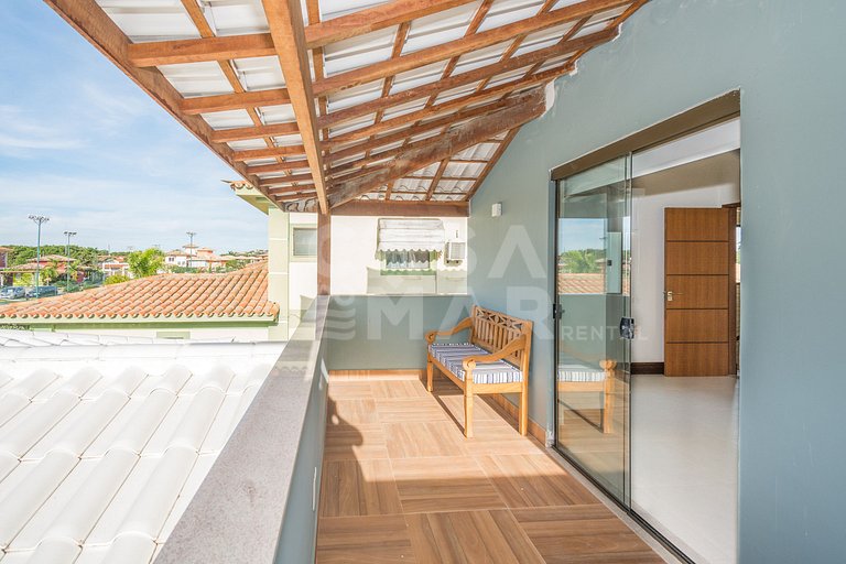 Beautiful house with four suites in a very complete condomin