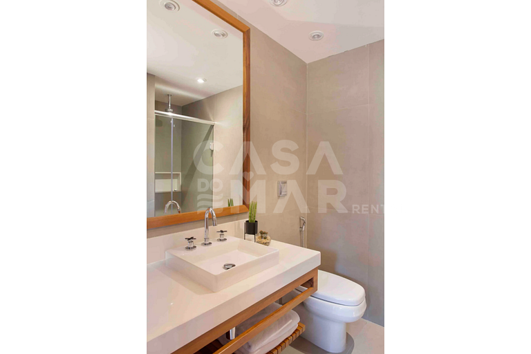 Casa com seis quartos, piscina, na serra, churrasqueira