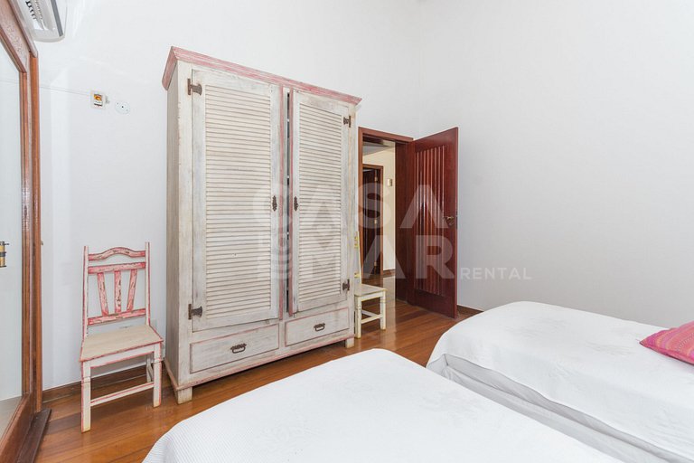 ferradura, piscina, sauna, churrasqueira, vista mar