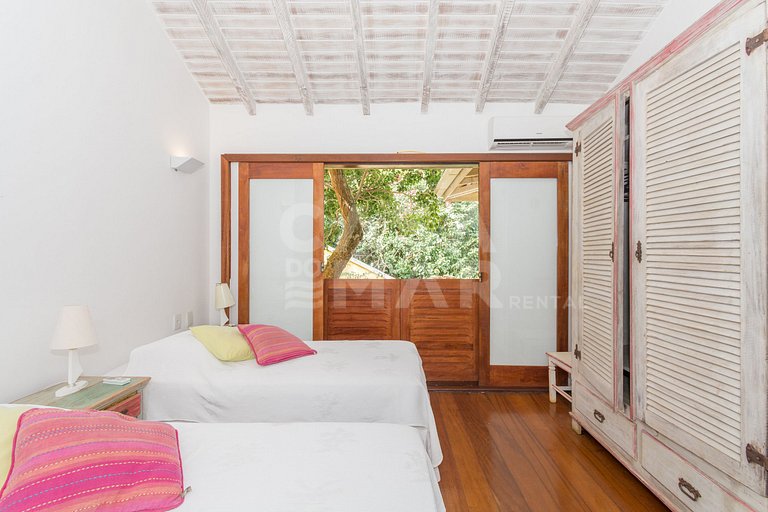 ferradura, piscina, sauna, churrasqueira, vista mar