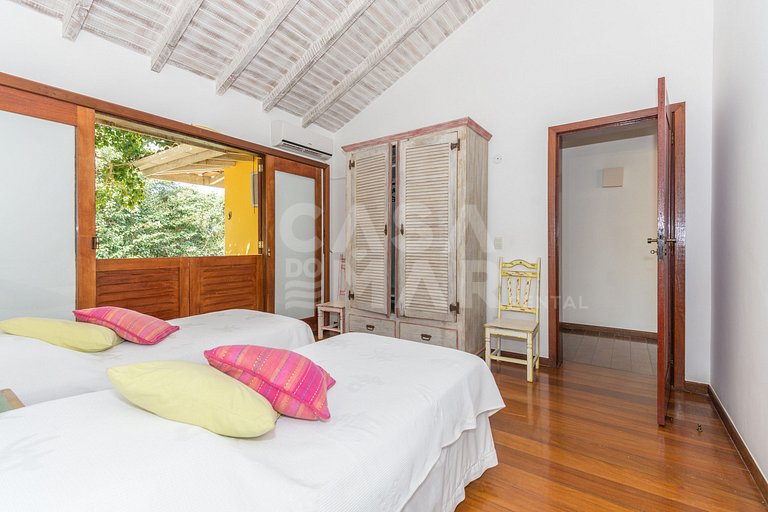 ferradura, piscina, sauna, churrasqueira, vista mar