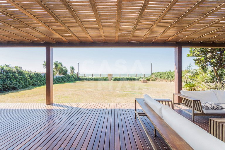 mansão, seis suítes, pé na areia na rasa, piscina