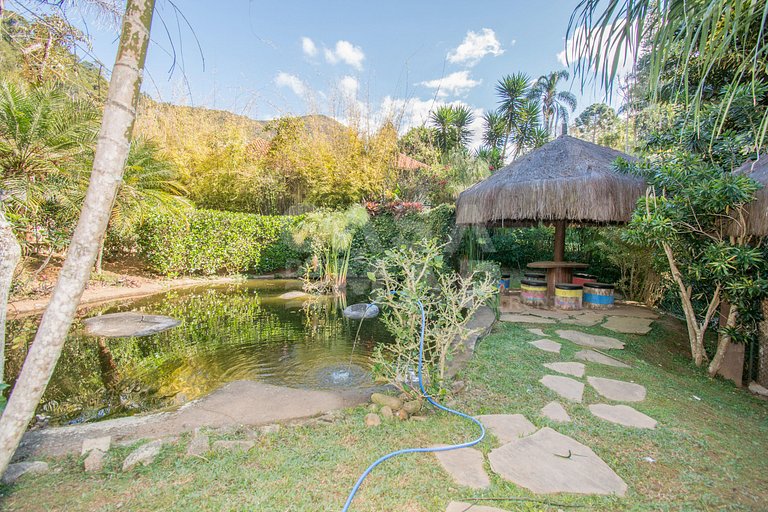 Mansão, serra, churrasqueira, piscina, aquecimento, academia