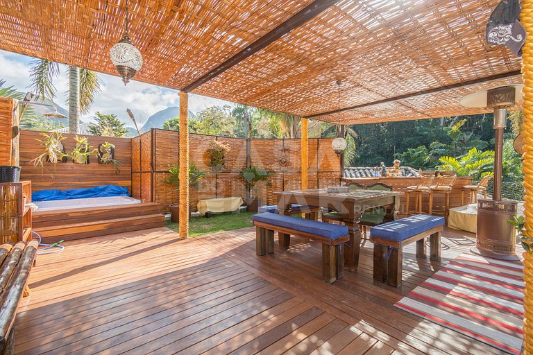 Mansão, serra, churrasqueira, piscina, aquecimento, academia