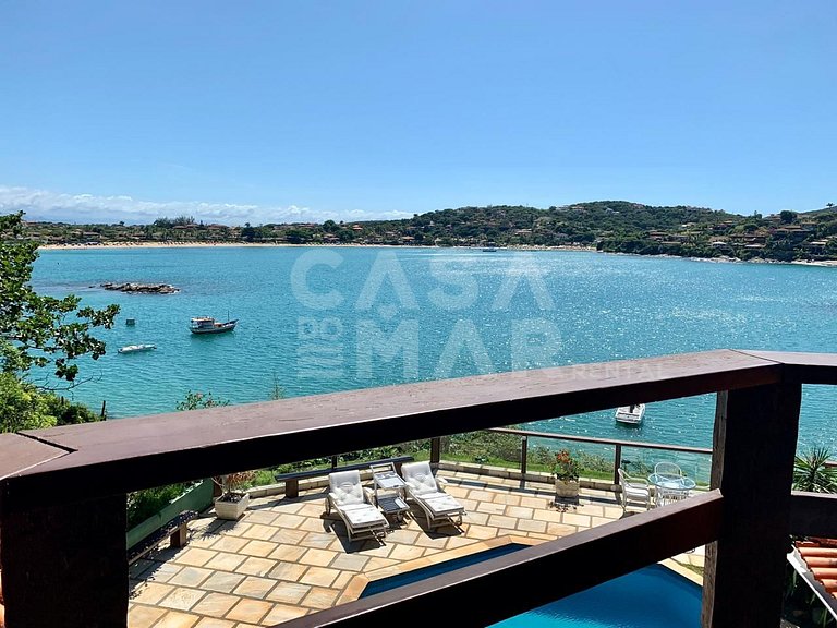 Casa com 4 quartos, vista mar, com piscina, churrasqueira