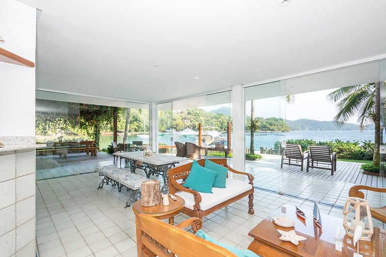 Six-bedroom villa with private beach