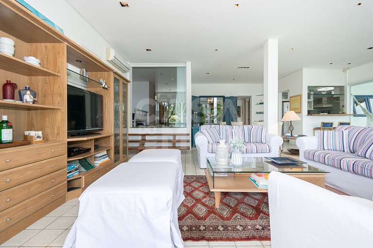 Six-bedroom villa with private beach