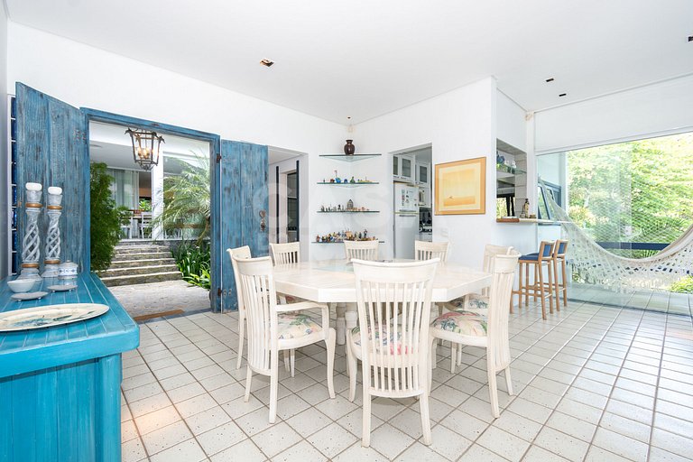 Six-bedroom villa with private beach