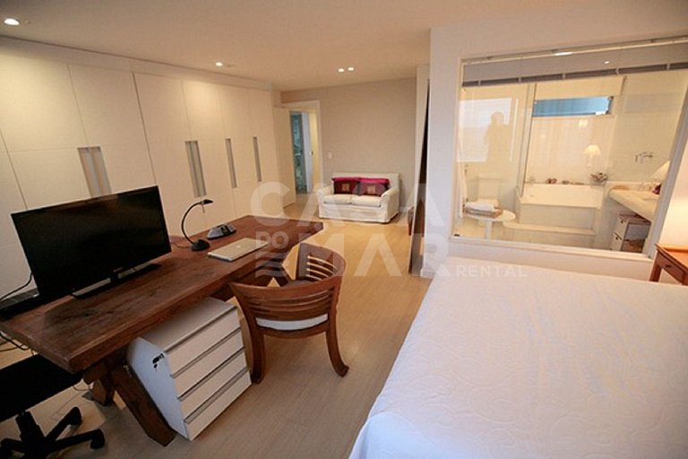 Lindo apartamento frente mar, com 3 quartos em Ipanema/RJ.