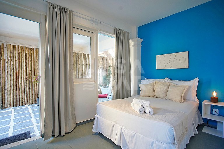 Villa Sofia’s on the beach com nove suítes, localizada em Bú
