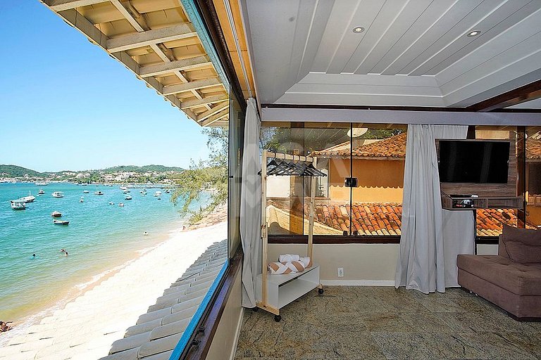 Villa Sofia’s on the beach com nove suítes, localizada em Bú