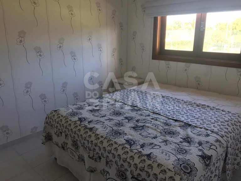 Linda casa, de alto padrão, localizado no Condomínio Casas d