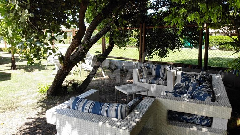 Linda casa, de alto padrão, localizado no Condomínio Casas d