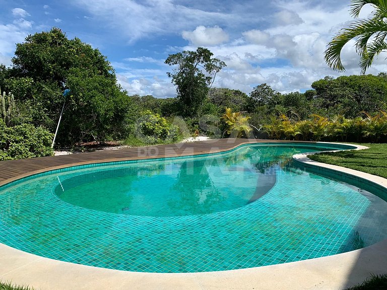 Sensacional Villa, com quatro suítes, localizada no Condomín