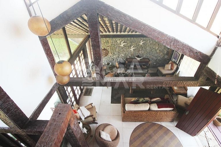 Casa de condomínio em Manguinhos RJ.