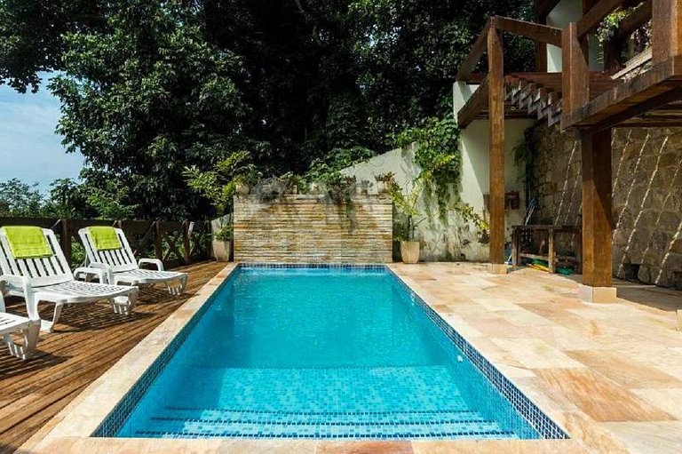 Linda casa com vista panorâmica em São Conrado - RJ.