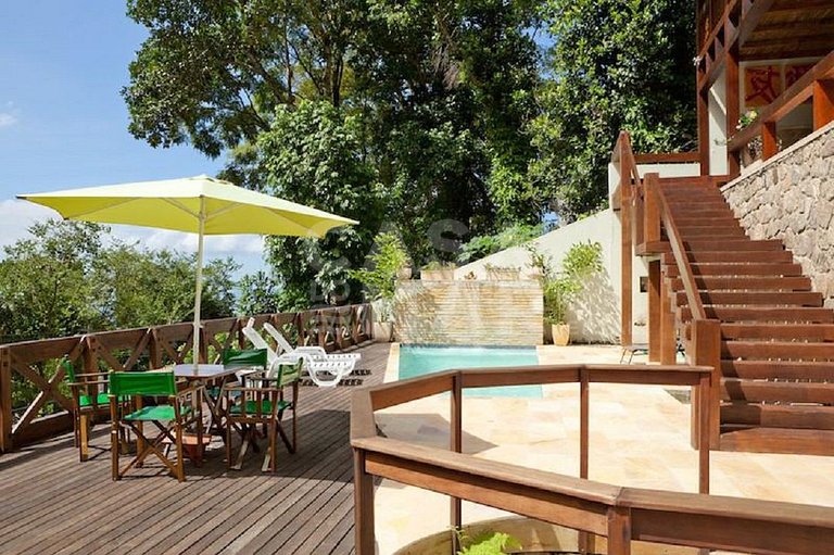 Linda casa com vista panorâmica em São Conrado - RJ.