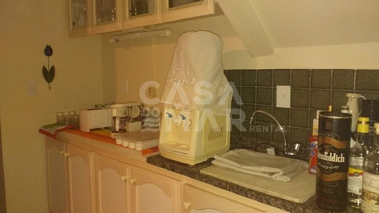 Beautiful house in condominium, with 4 bedrooms being 2 suit