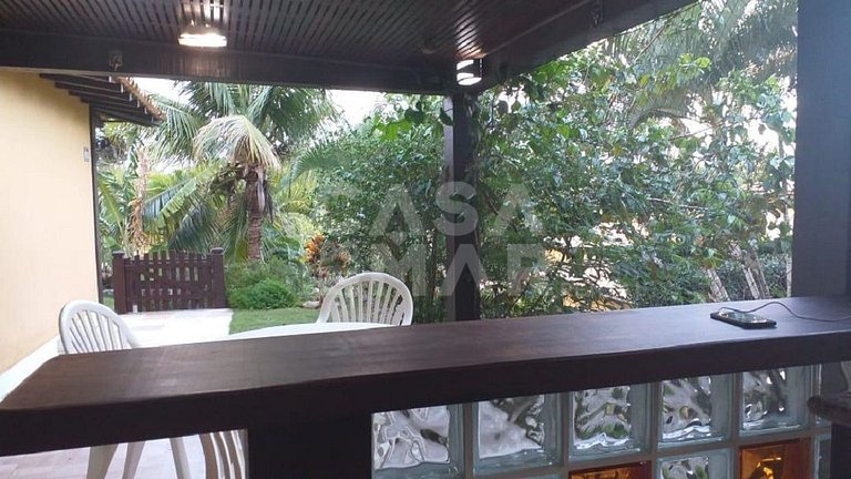 Beautiful house in condominium, with 4 bedrooms being 2 suit