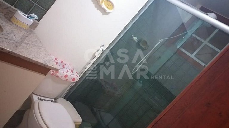 Linda casa em condomínio, com 4 quartos sendo 2 suítes em Pr