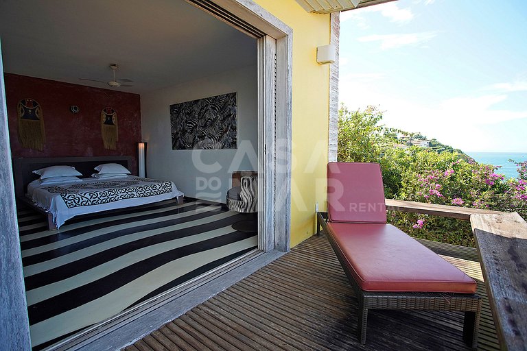 Spectacular mansion with six suites, with panoramic views of