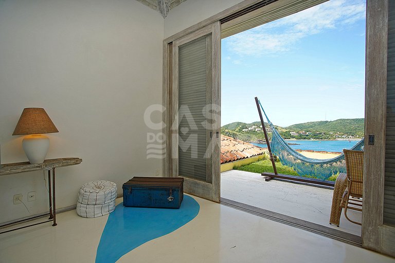 Spectacular mansion with six suites, with panoramic views of