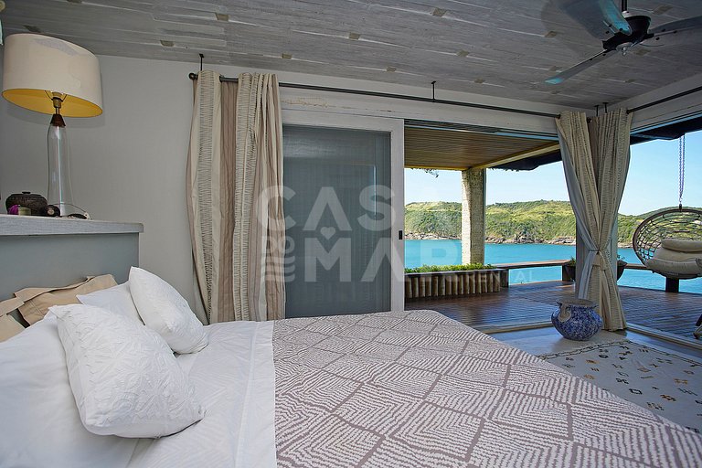 Spectacular mansion with six suites, with panoramic views of