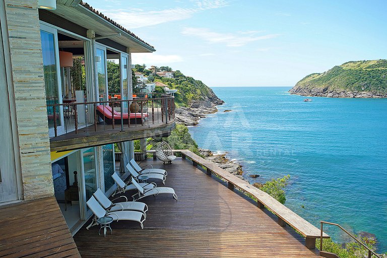 Espetacular mansão com seis suítes, com vista panorâmica par