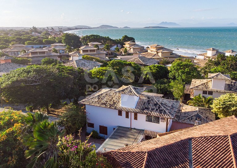 Beautiful house, with 4 suites, located in Manguinhos in Con