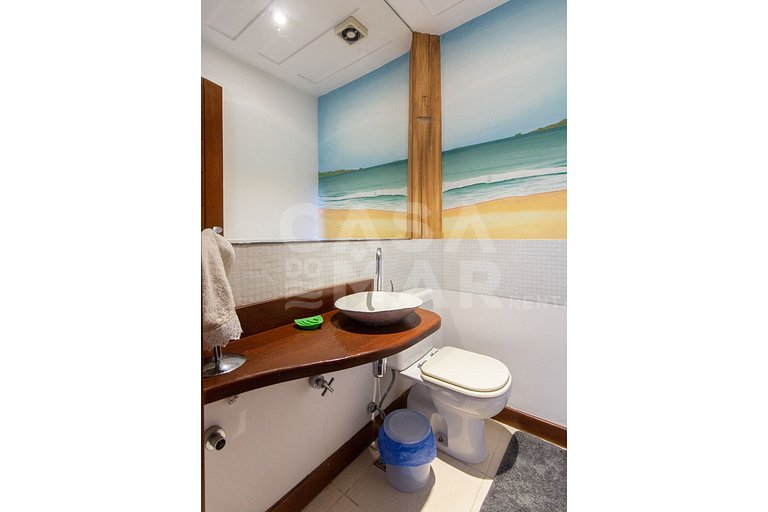 Beautiful house, with 4 suites, located in Manguinhos in Con
