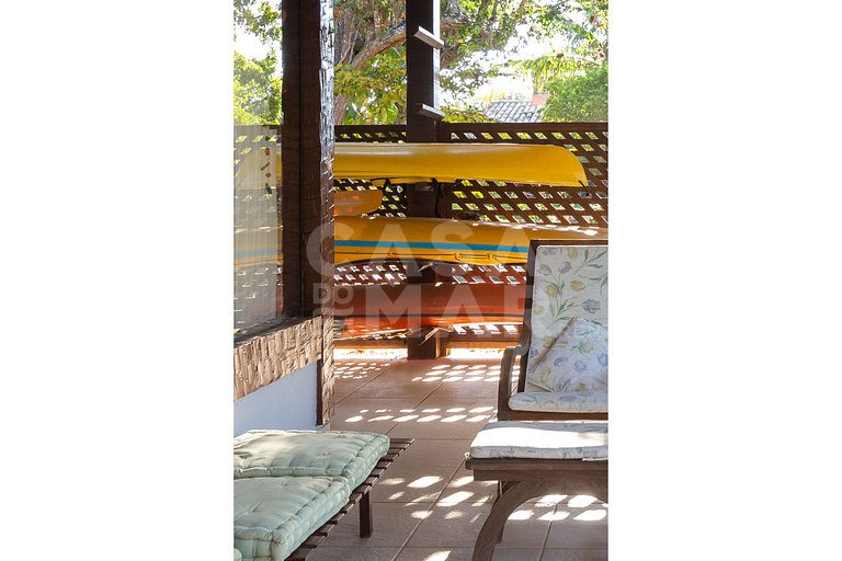 Beautiful house, with 4 suites, located in Manguinhos in Con