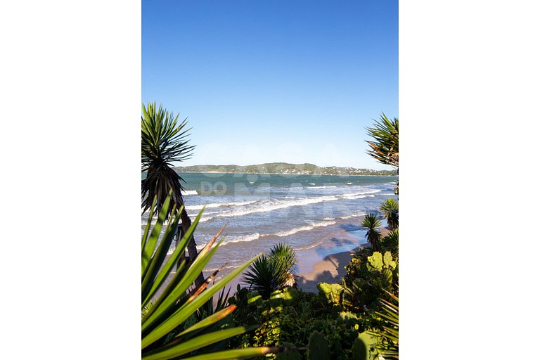 Beautiful house, with 4 suites, located in Manguinhos in Con